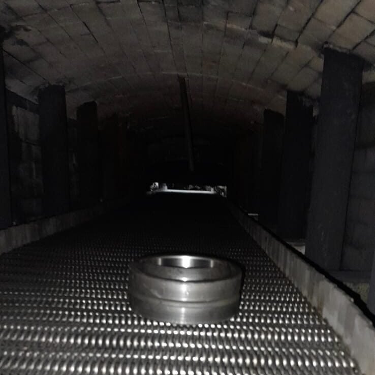 mantenimiento de horno industrial con reparación de estructura metálica y servicio técnico industrial