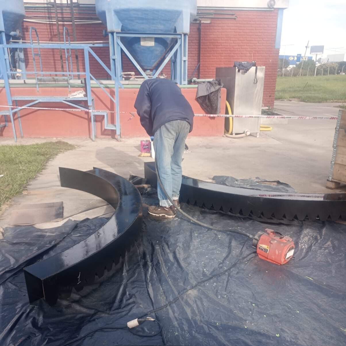 recambio de corona en sistema de planta de efluentes industrial SKF con mantenimiento mecánico