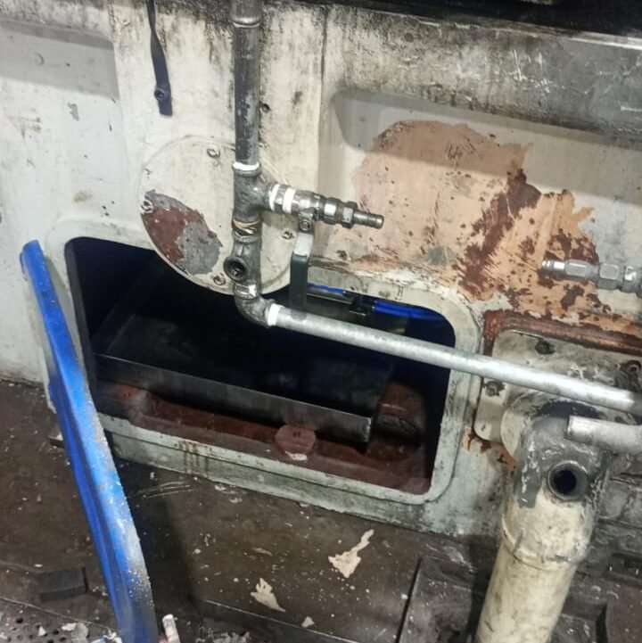 instalación de cañerías para aire comprimido industrial en planta SKF